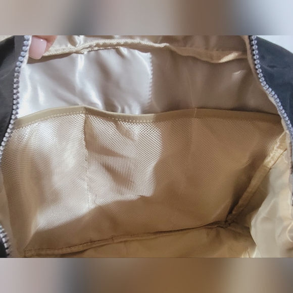 NWOT Large Carry On Tote Shoulder or Baby Bag - Picture 6 of 10